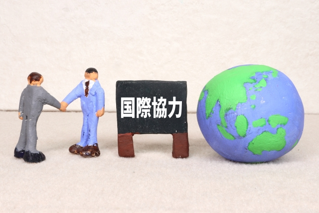国際経済協力と地域経済連携の拡大